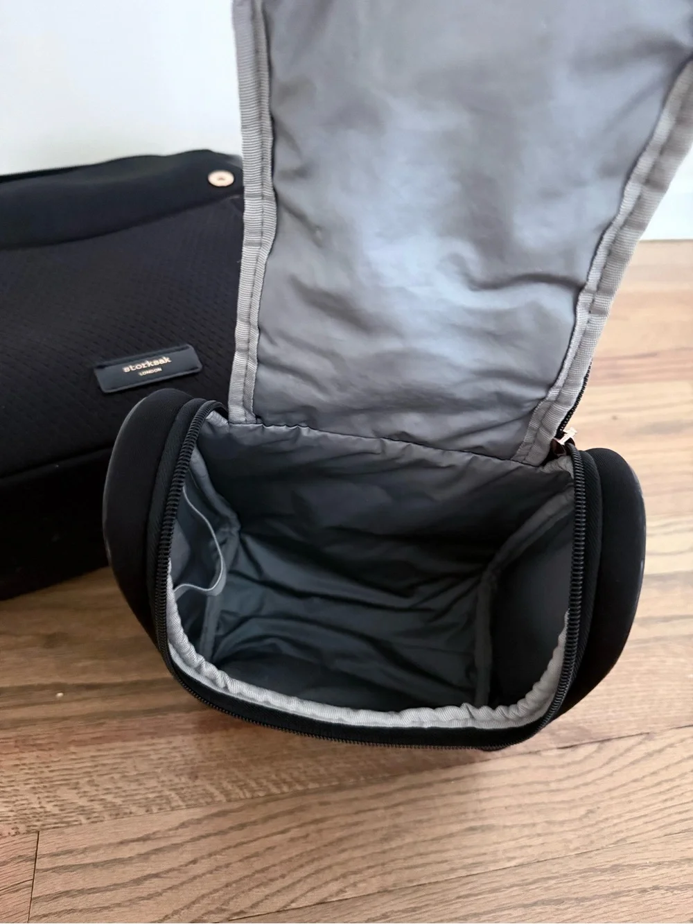 Storksak St James Convertible Diaper Bag Set